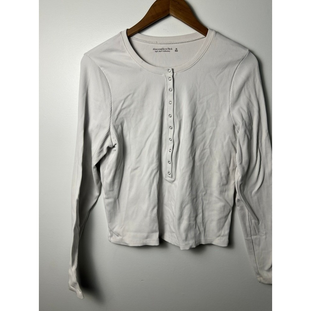Abercrombie & Fitch Henley Top W XL White Ribbed Long Sleeve Minimal Preppy Chic